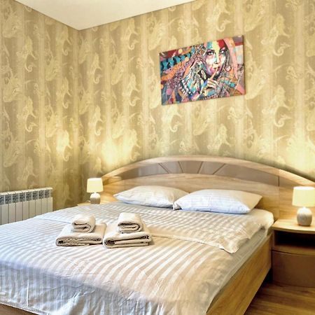 Apartpoltava Новий Будинок, В Самому Центрі 2-Окремі Кімнати, Панорамний Балкон Eksteriør billede