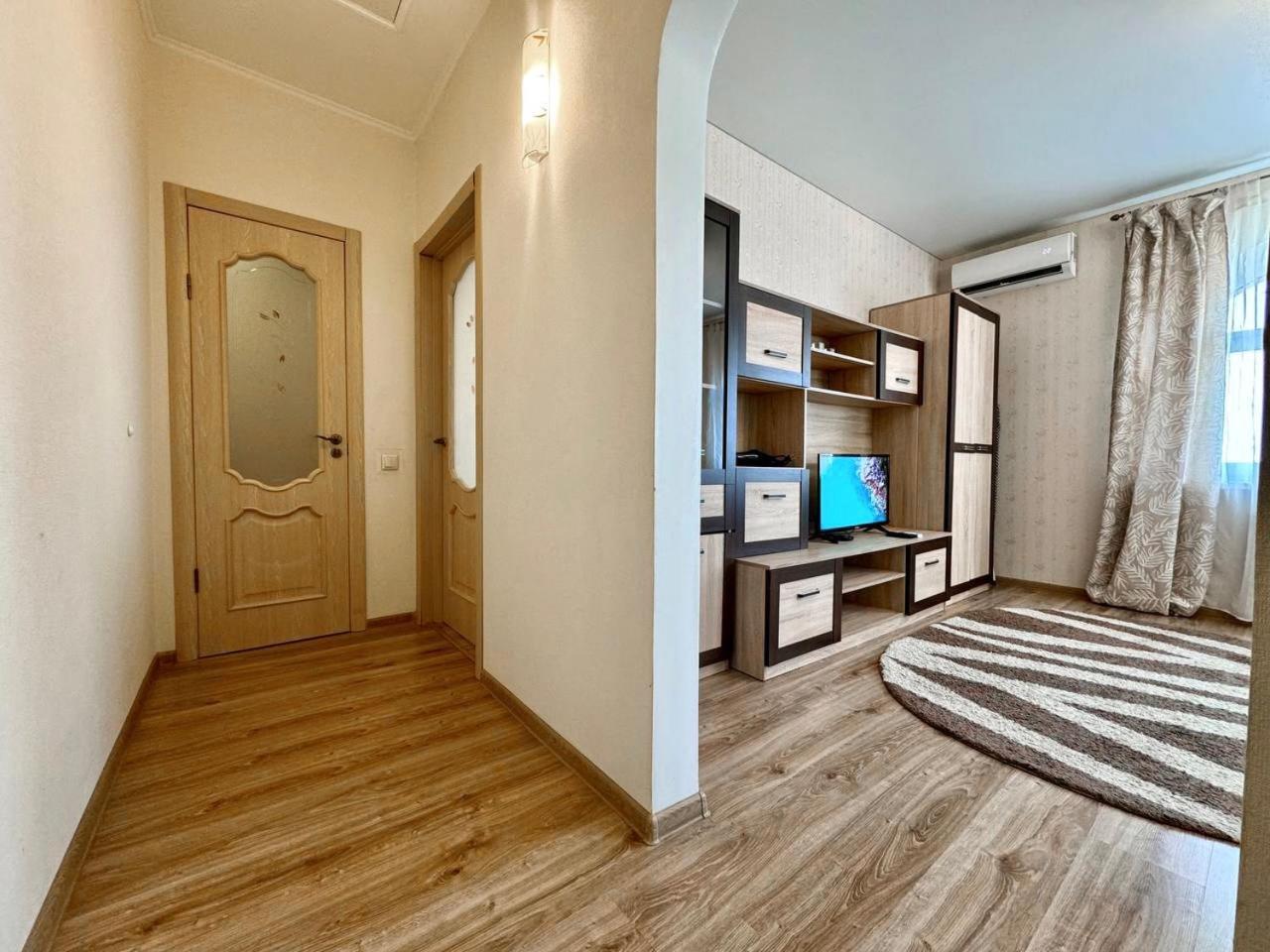 Apartpoltava Новий Будинок, В Самому Центрі 2-Окремі Кімнати, Панорамний Балкон Eksteriør billede